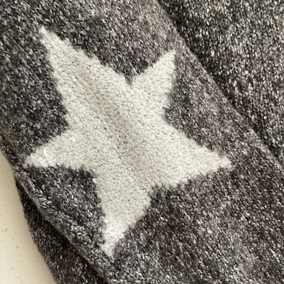 Hem & Thread Star Two Tone Cardigan NWT - Picture 8 of 9
